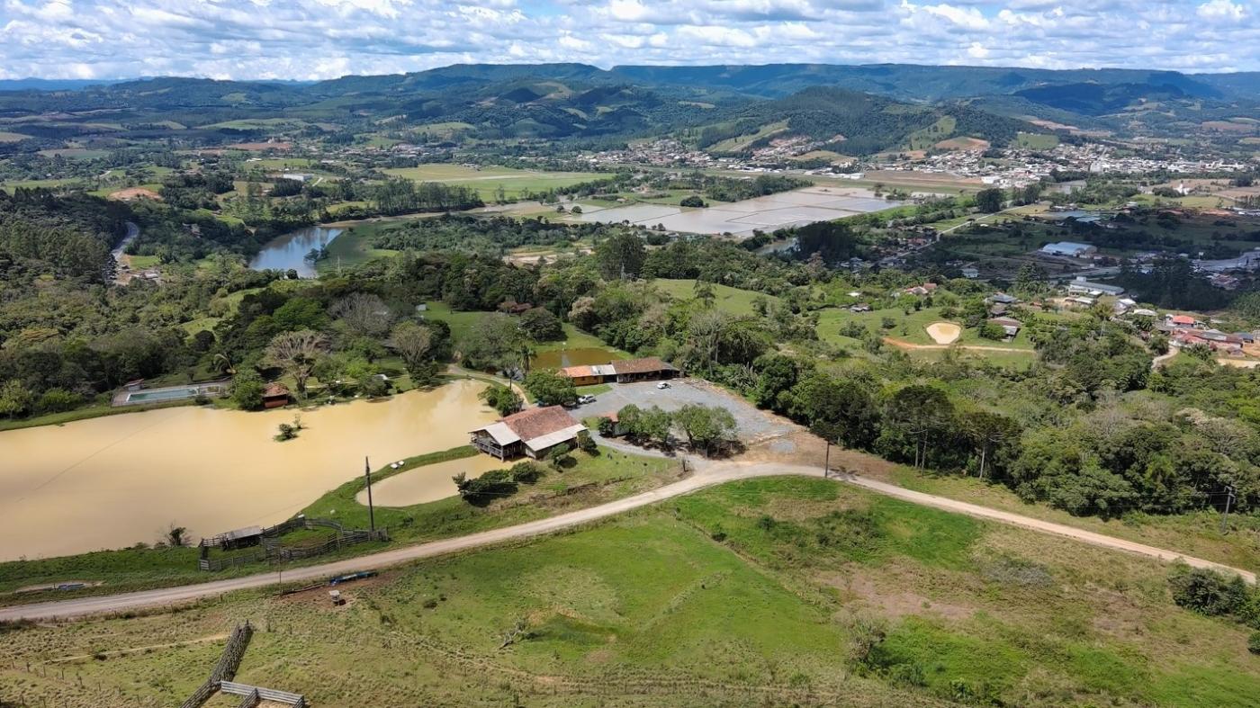 Fazenda à venda com 4 quartos, 1040000m² - Foto 3