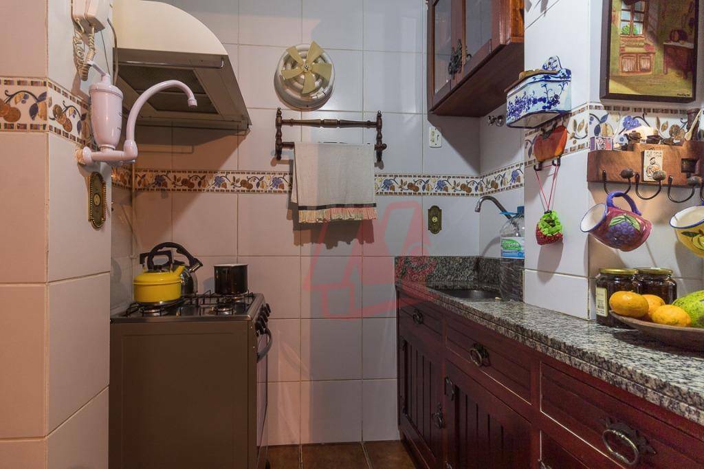 Apartamento à venda com 3 quartos, 127m² - Foto 18