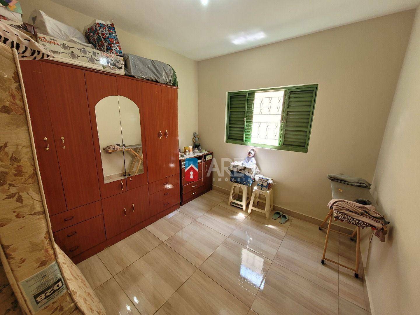 Casa à venda com 2 quartos, 100m² - Foto 6