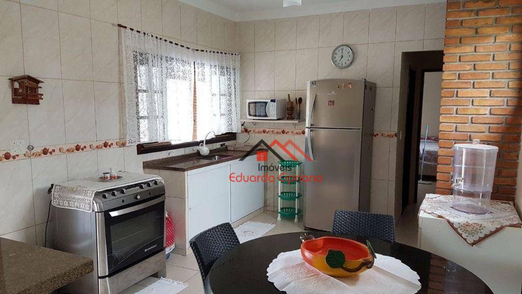 Casa à venda e aluguel com 4 quartos, 228m² - Foto 57