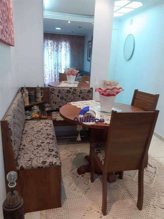 Apartamento à venda com 2 quartos, 60m² - Foto 4