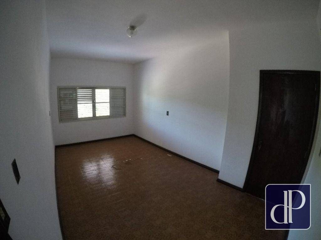 Sobrado à venda com 8 quartos, 468m² - Foto 22