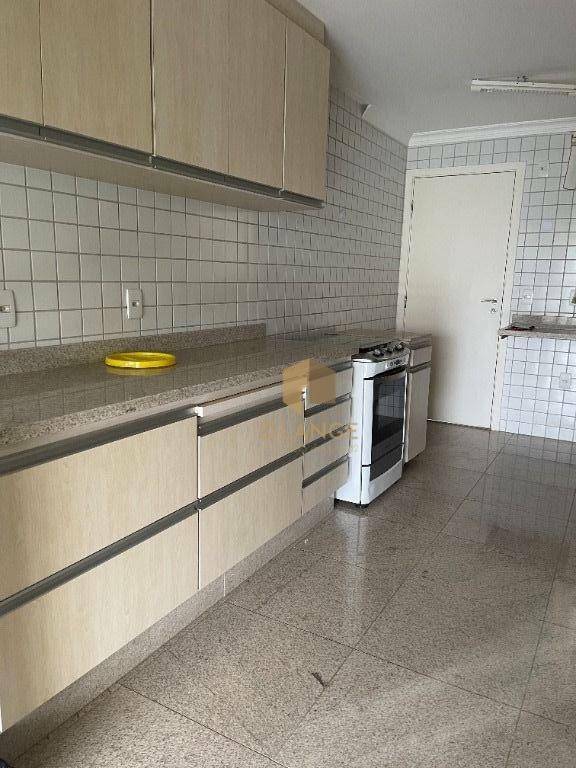 Apartamento à venda com 3 quartos, 148m² - Foto 6