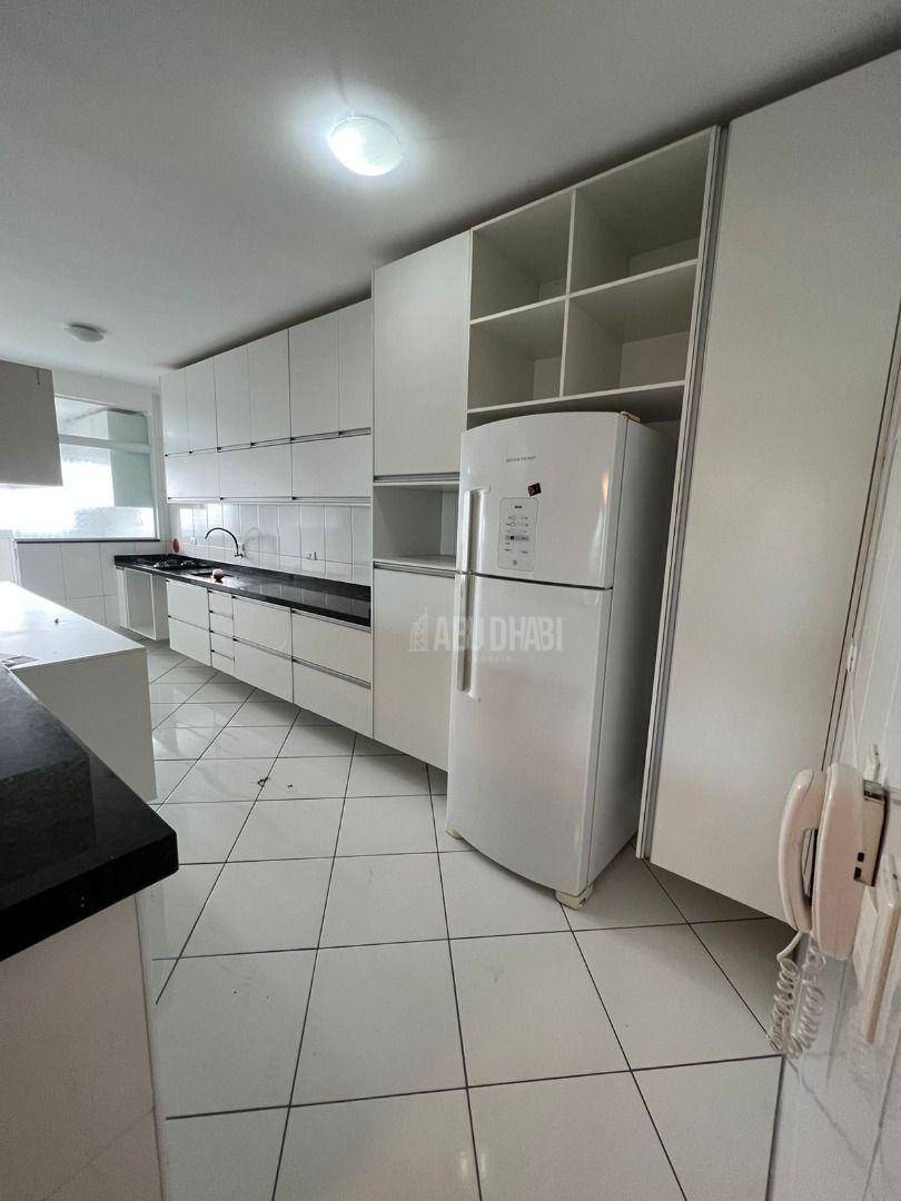 Apartamento à venda com 3 quartos, 105m² - Foto 4