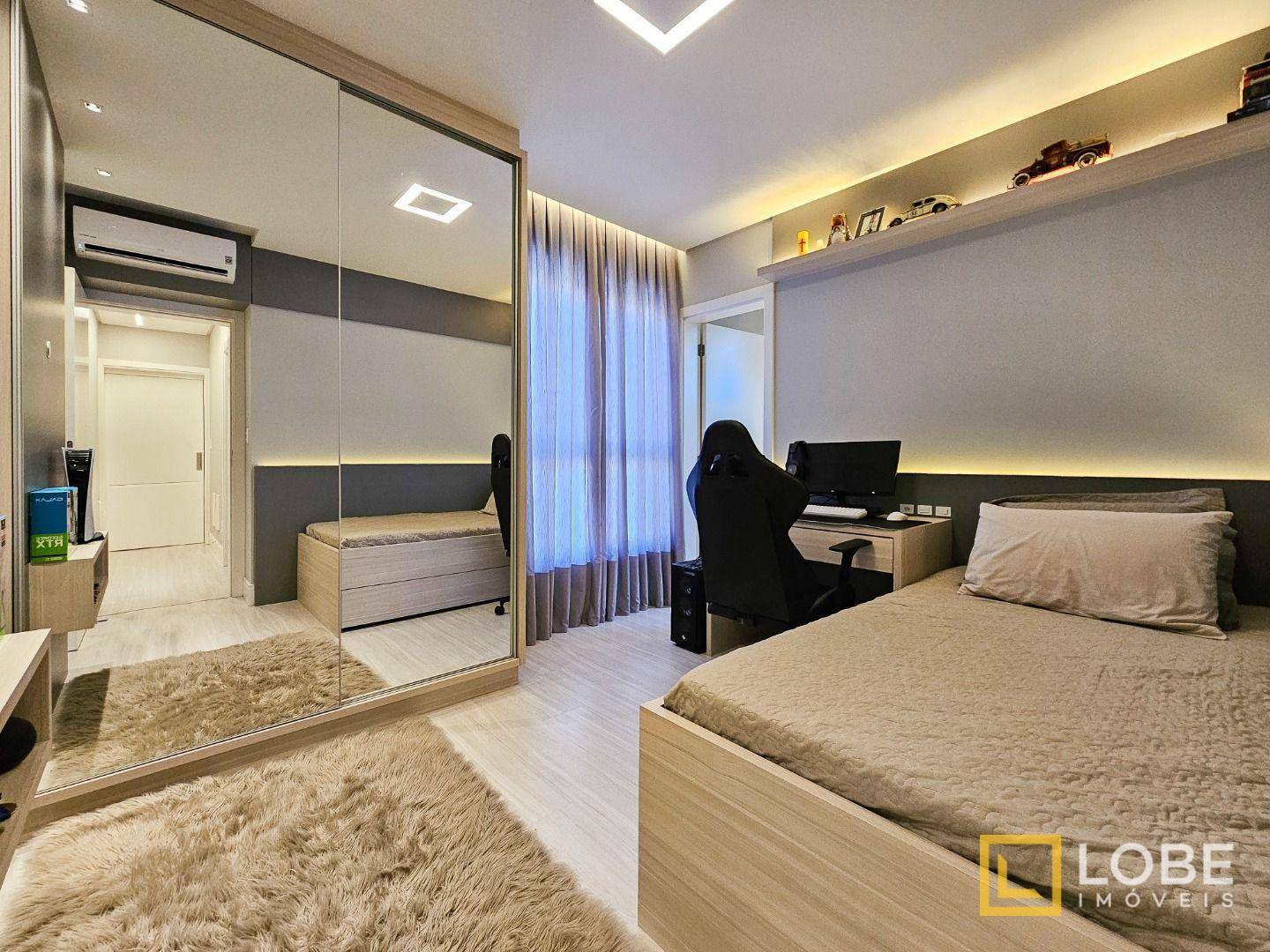 Apartamento à venda com 3 quartos, 138m² - Foto 19