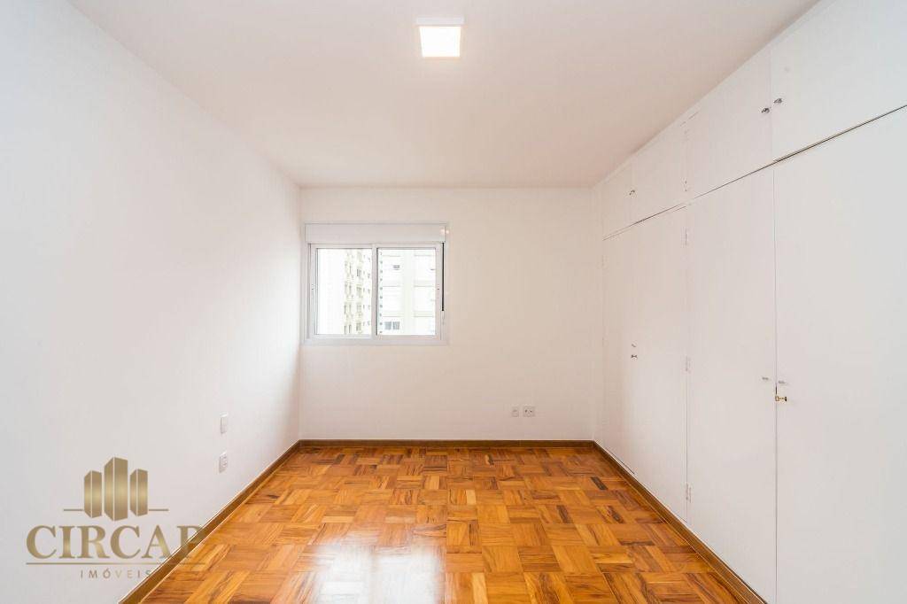 Apartamento à venda com 3 quartos, 140m² - Foto 13