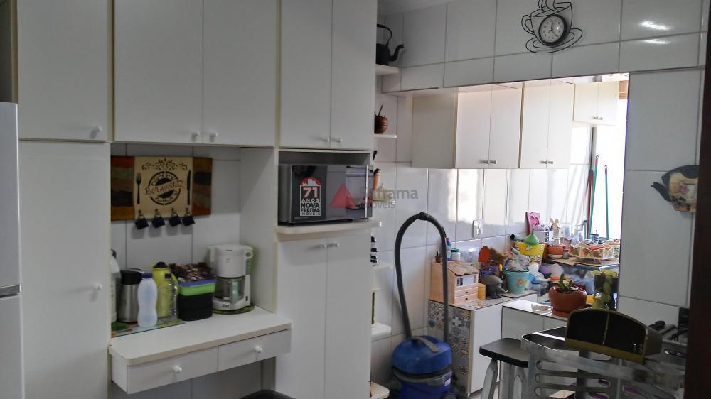 Apartamento à venda com 3 quartos, 147m² - Foto 13