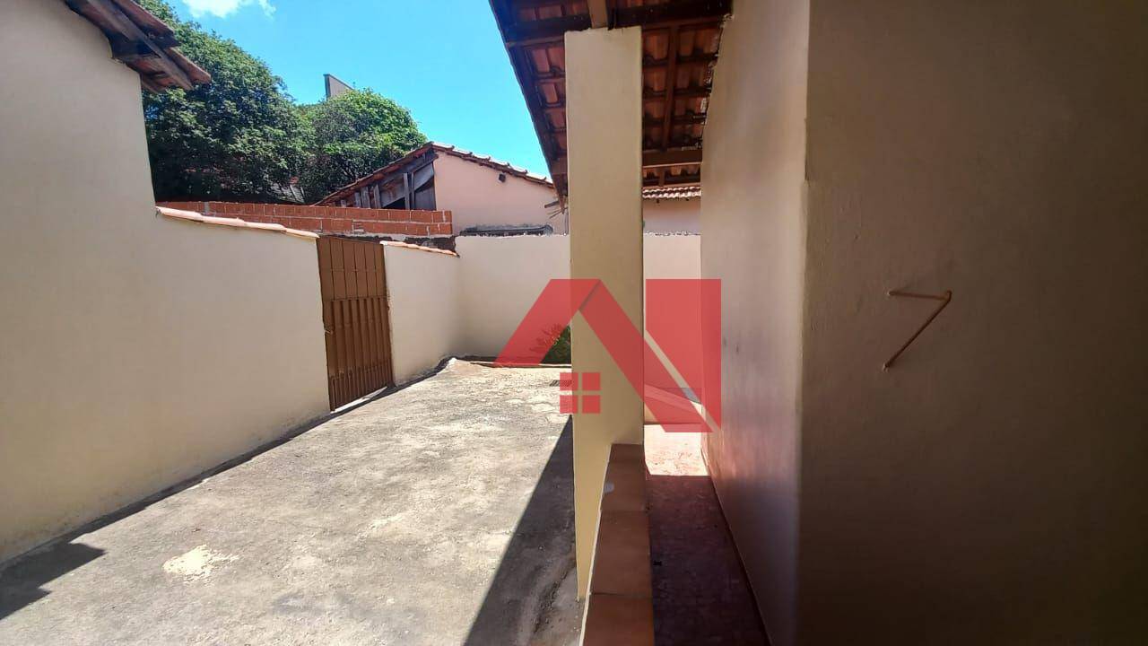 Casa para alugar com 2 quartos, 100m² - Foto 13