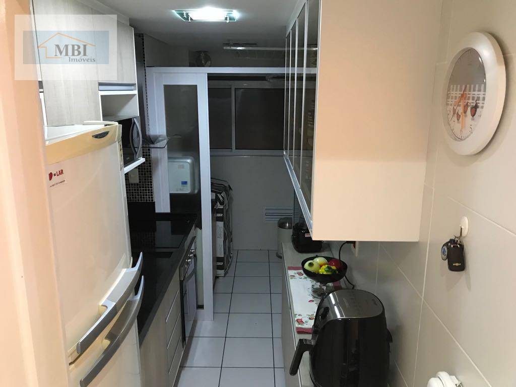 Apartamento à venda com 3 quartos, 60m² - Foto 19