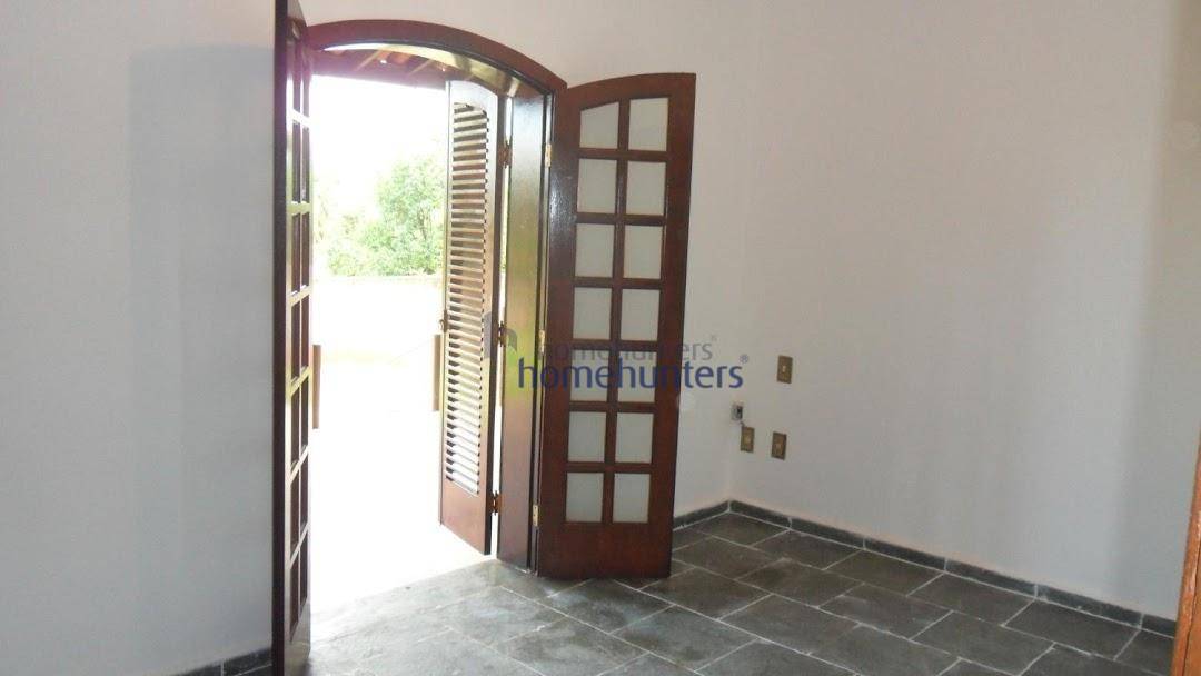 Chácara à venda com 3 quartos, 200m² - Foto 23