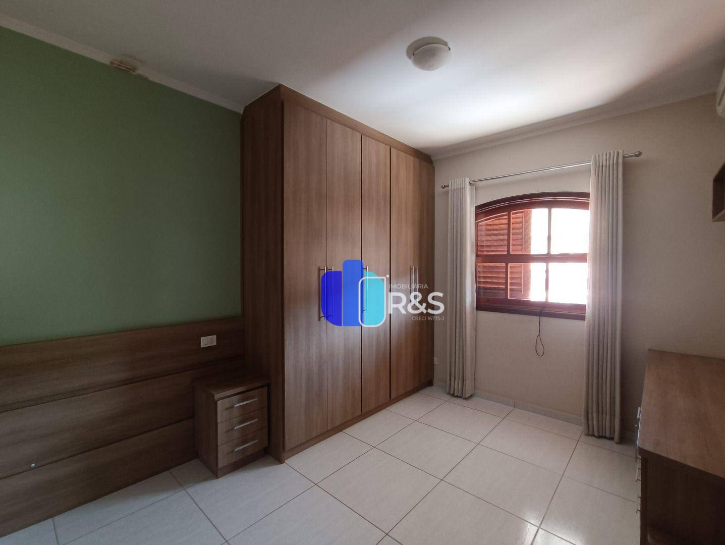 Casa à venda e aluguel com 3 quartos, 227m² - Foto 31