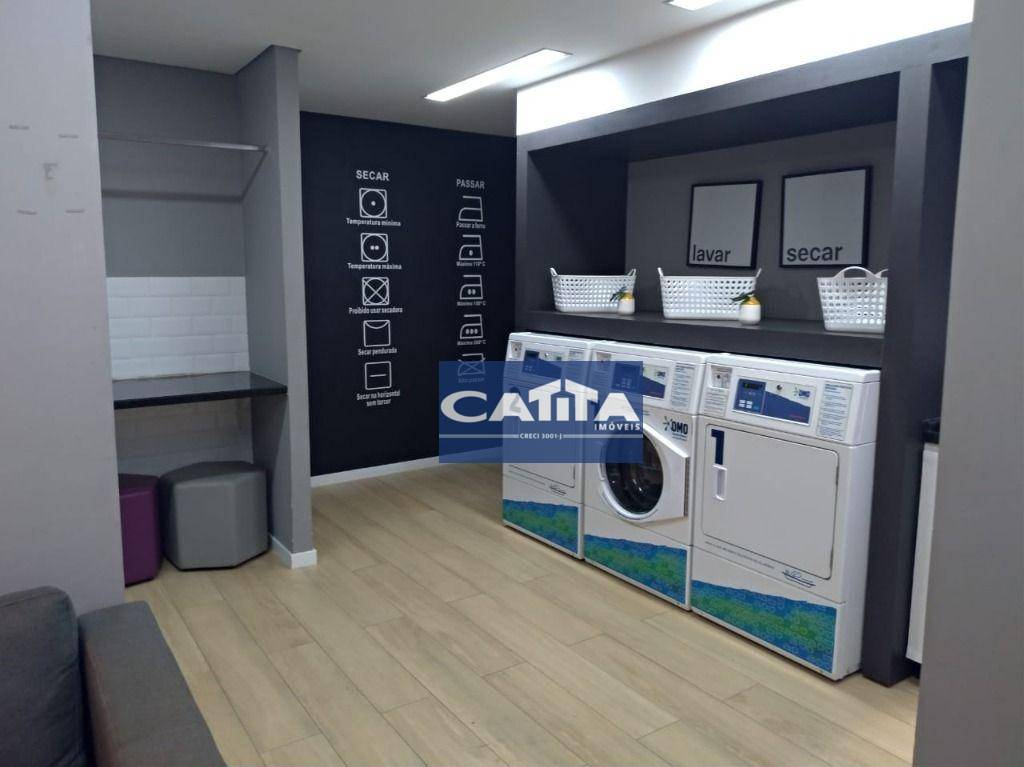 Apartamento à venda com 2 quartos, 40m² - Foto 30