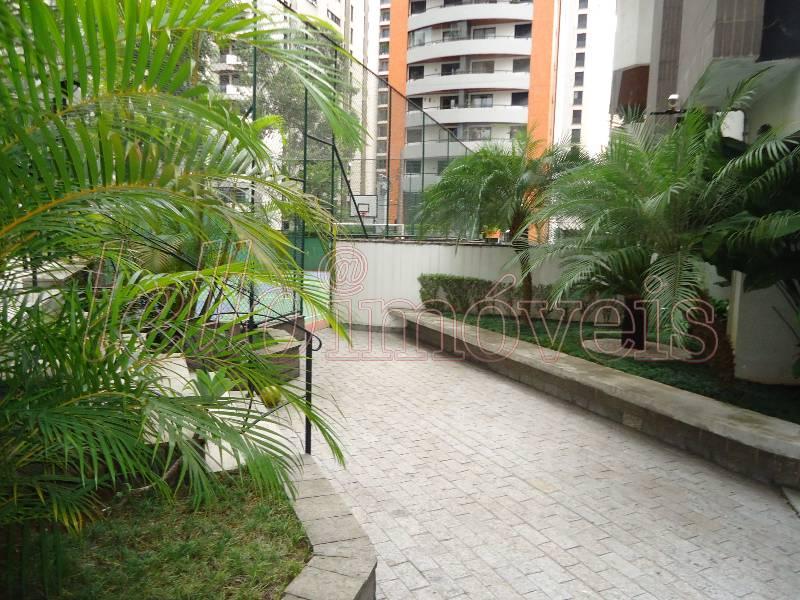 Apartamento à venda com 3 quartos, 200m² - Foto 23