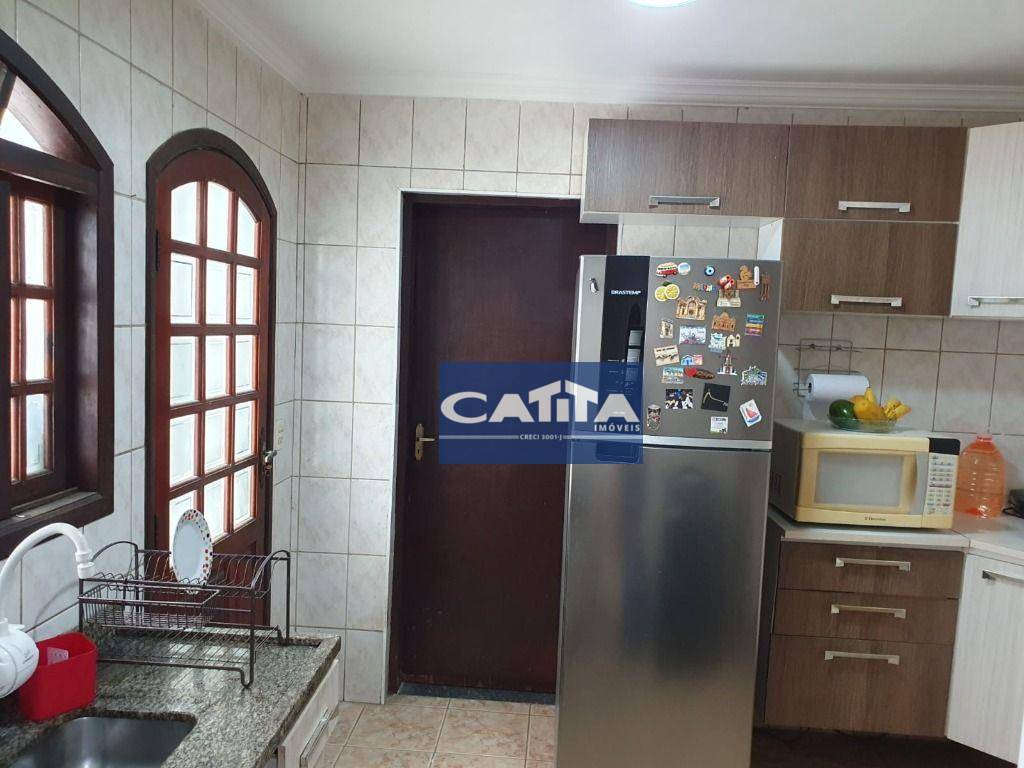 Casa à venda com 2 quartos, 60m² - Foto 5