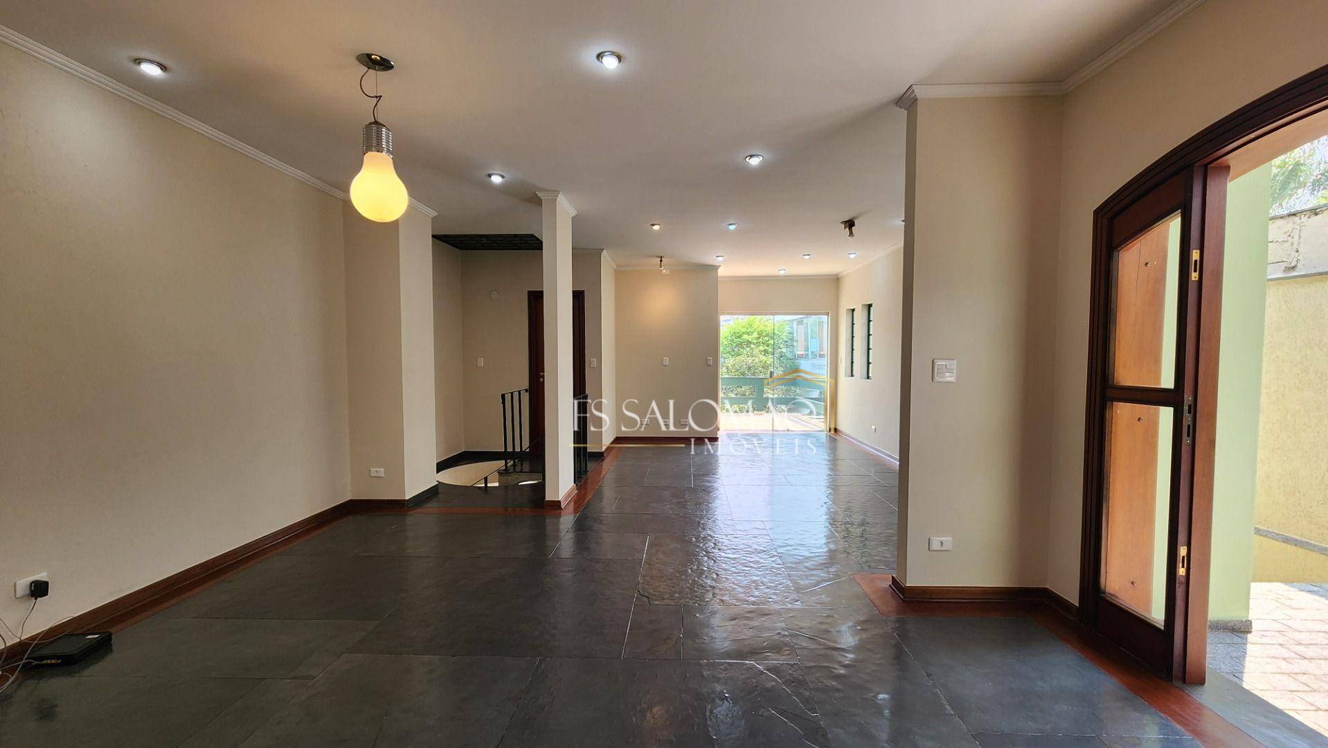 Casa à venda com 3 quartos, 229m² - Foto 18