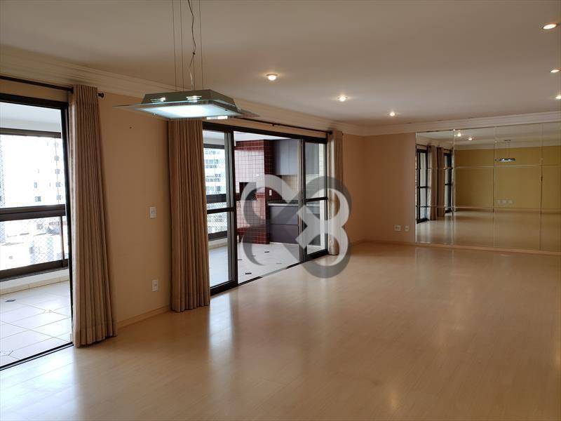 Apartamento à venda com 3 quartos, 217m² - Foto 3