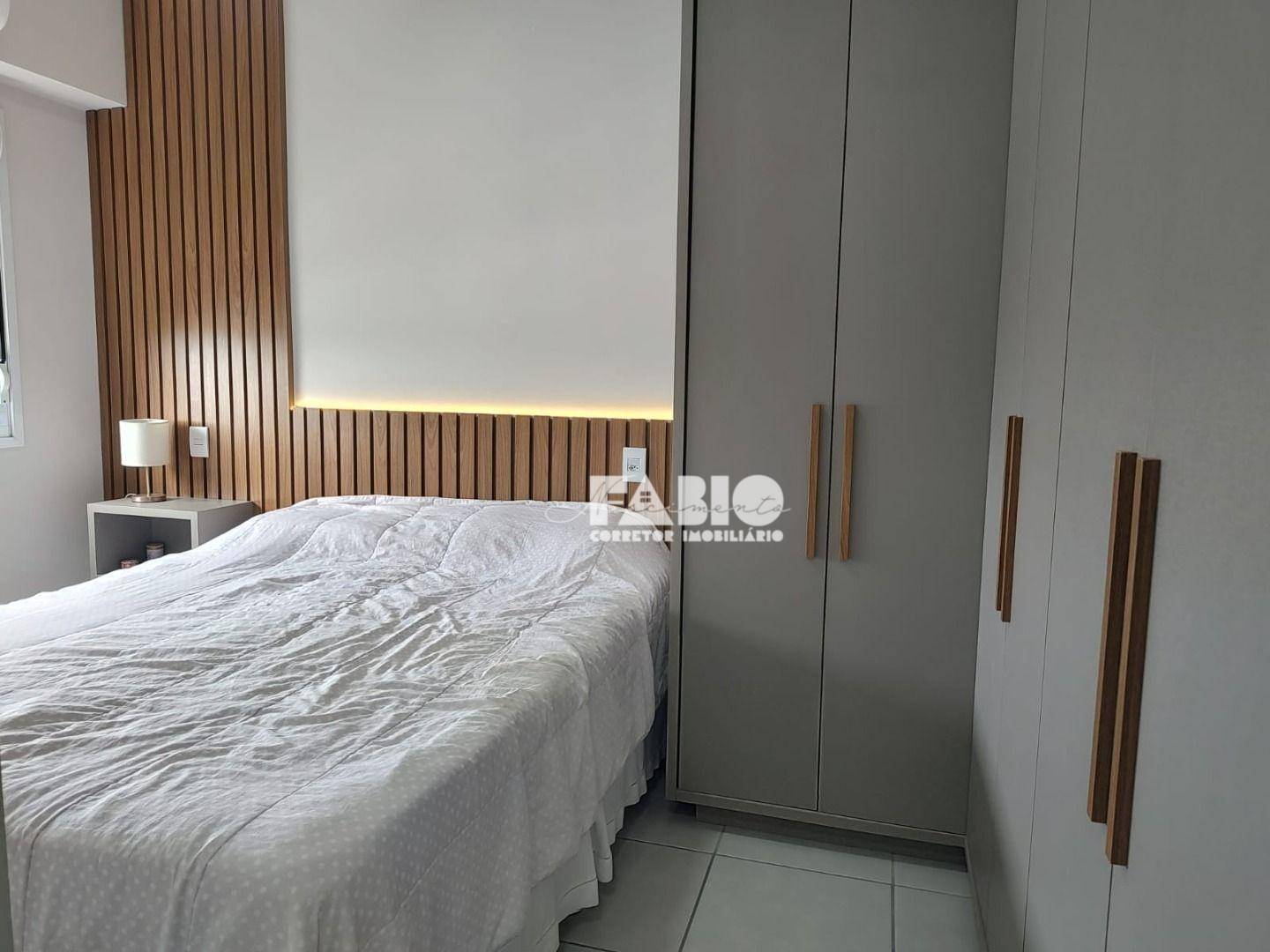 Apartamento à venda com 2 quartos, 60m² - Foto 18