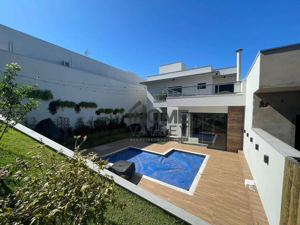 Casa de Condomínio à venda com 3 quartos, 240m² - Foto 14