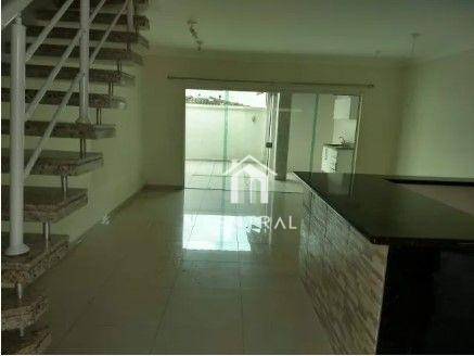 Sobrado à venda com 3 quartos, 102m² - Foto 4