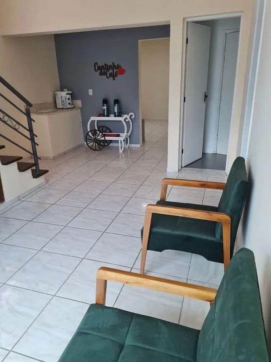 Casa à venda com 5 quartos, 230m² - Foto 6