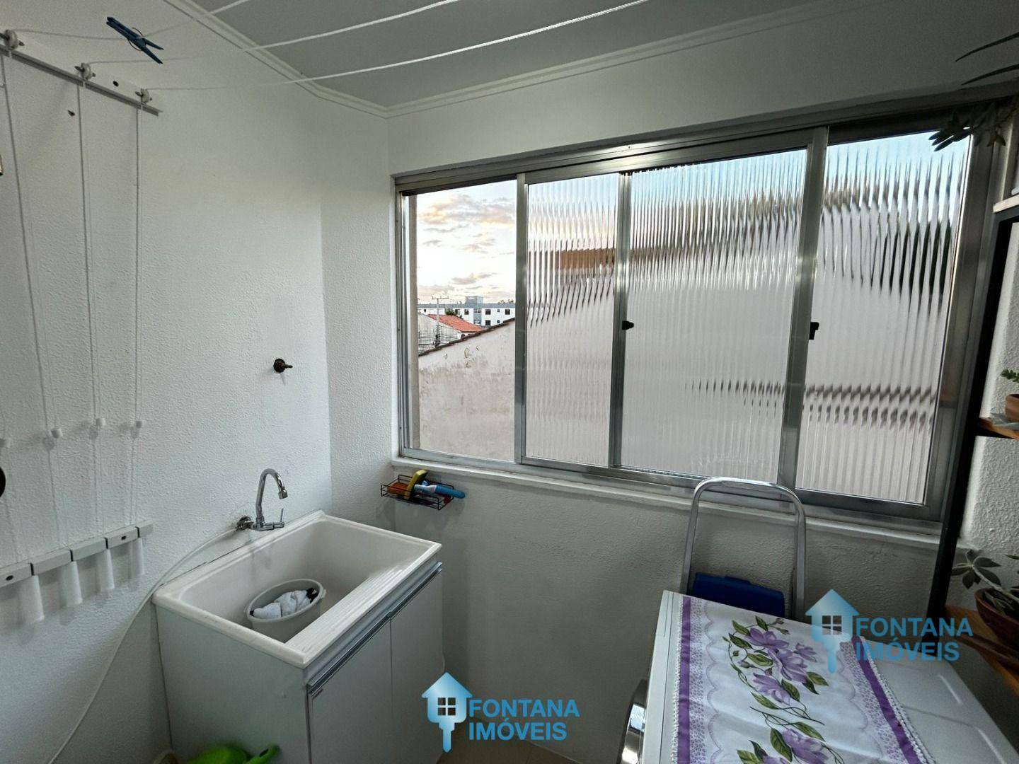 Apartamento à venda com 2 quartos, 70m² - Foto 17