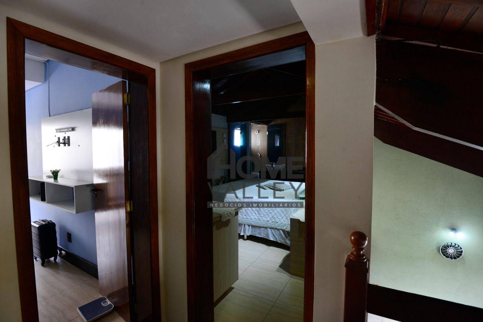 Casa de Condomínio à venda com 3 quartos, 260m² - Foto 23