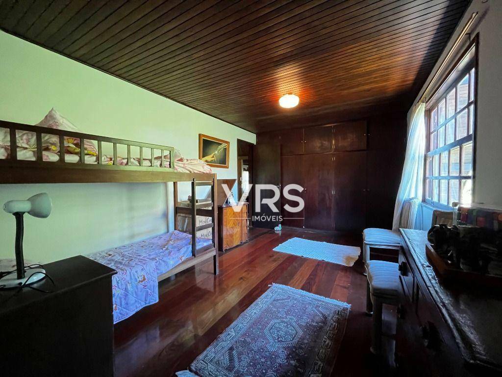 Casa de Condomínio à venda com 7 quartos, 274m² - Foto 28