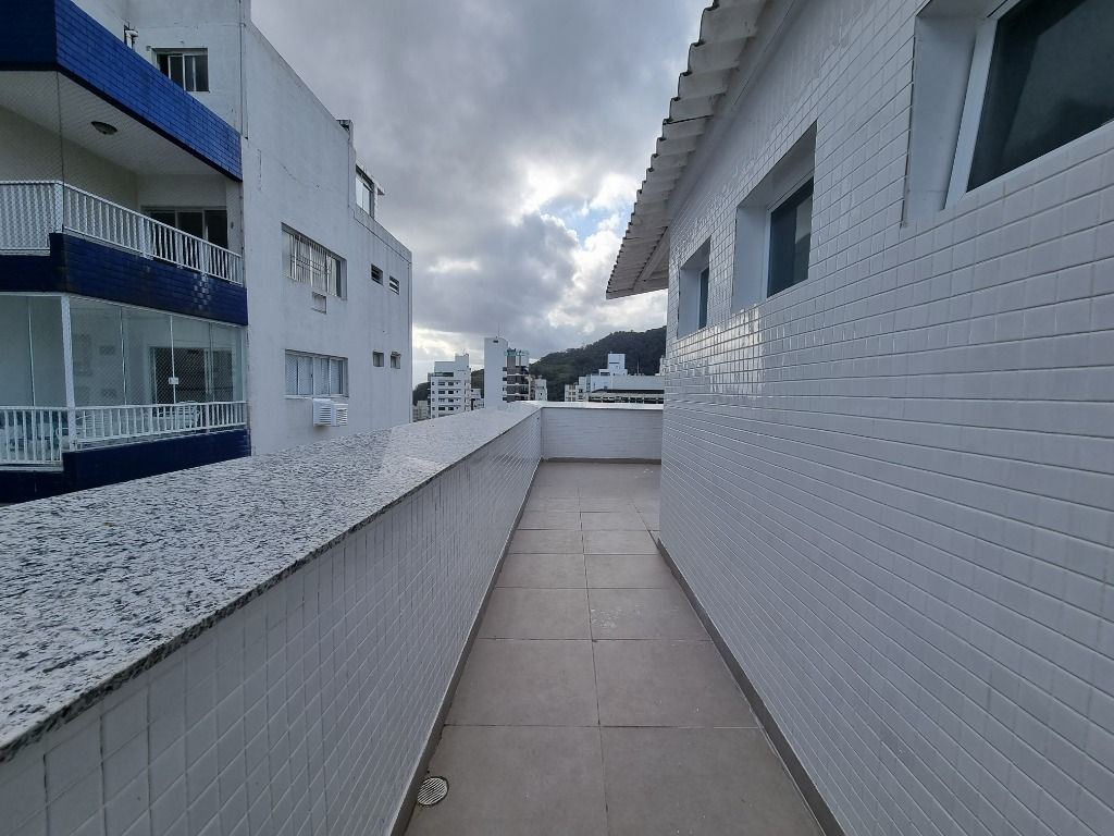 Apartamento à venda com 3 quartos, 180m² - Foto 25