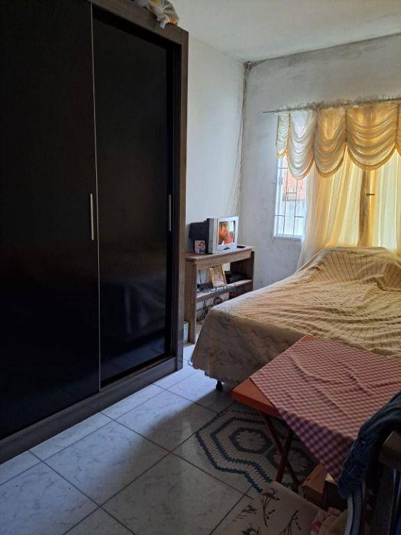 Casa à venda com 2 quartos, 50m² - Foto 8