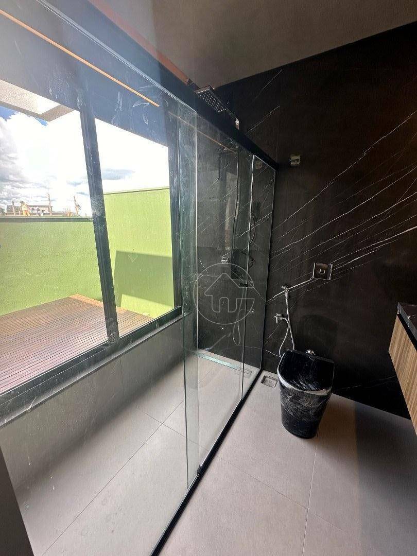 Casa à venda com 3 quartos, 197m² - Foto 11