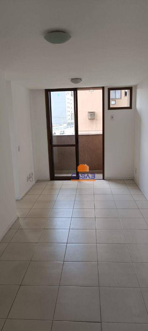 Apartamento à venda com 3 quartos, 67m² - Foto 6