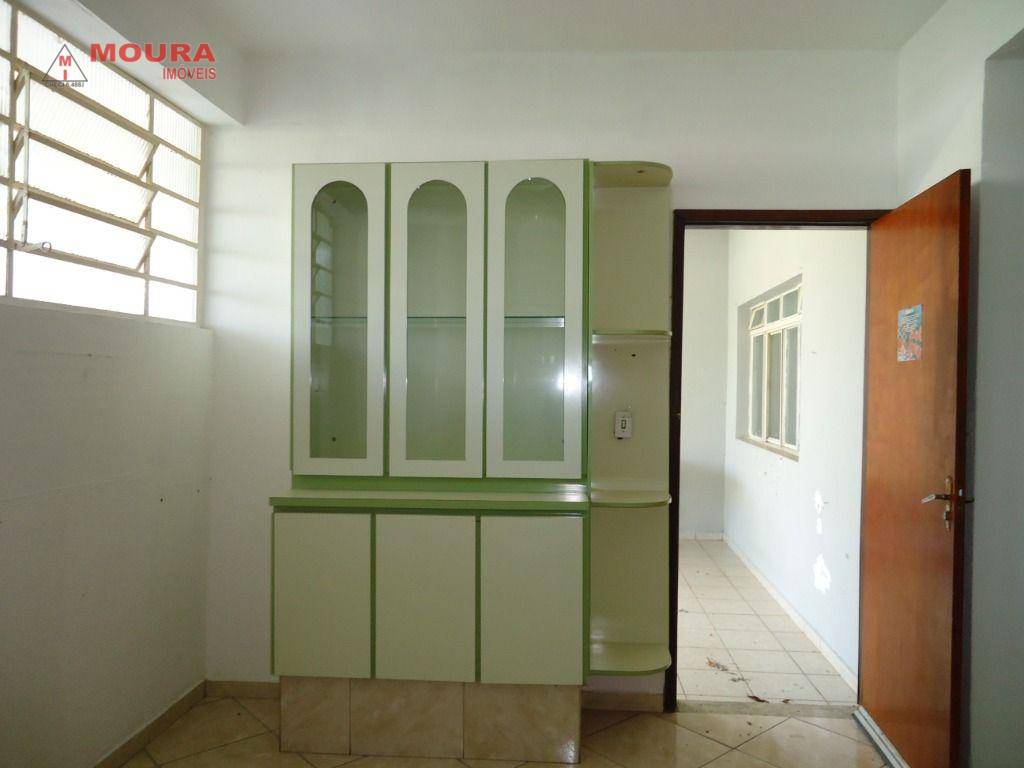 Casa à venda com 3 quartos, 245m² - Foto 37