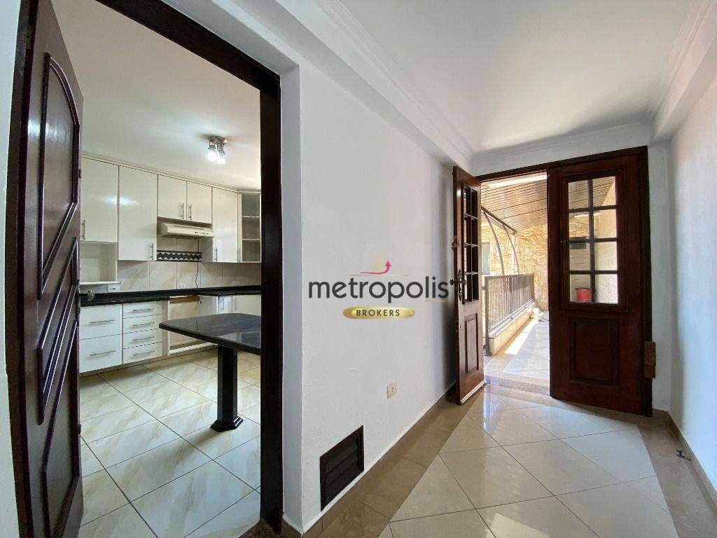 Sobrado para alugar com 3 quartos, 222m² - Foto 5