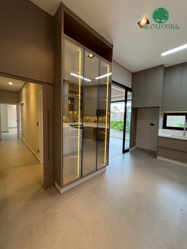 Sobrado à venda com 4 quartos, 288m² - Foto 11