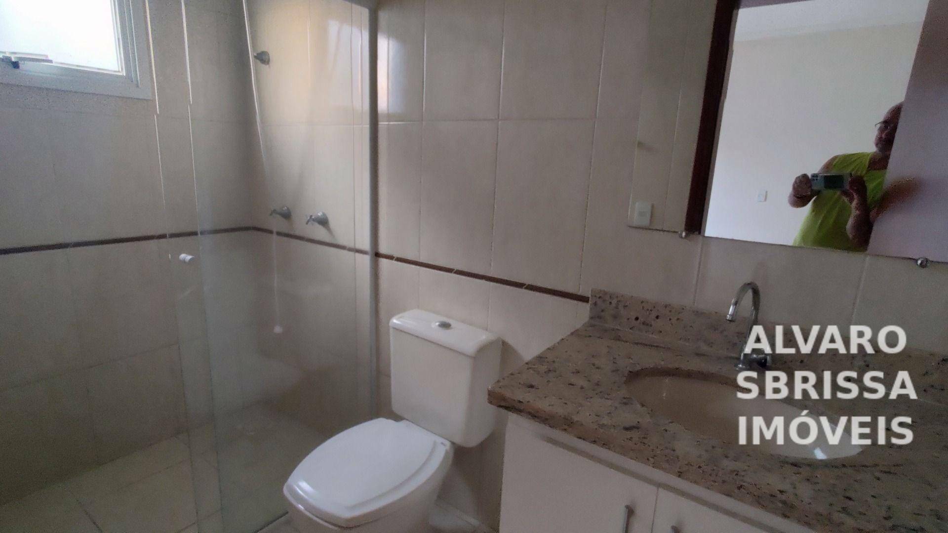 Casa de Condomínio à venda com 3 quartos, 202m² - Foto 32