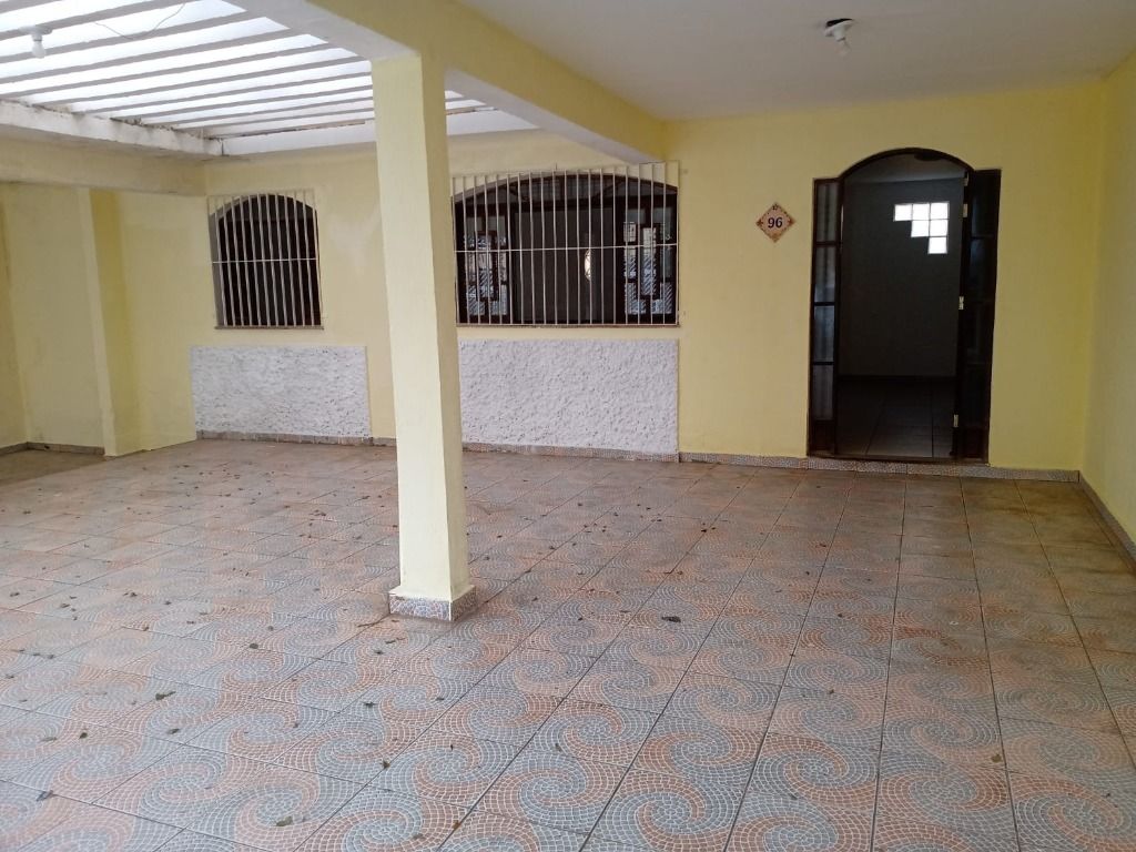 Casa à venda com 3 quartos, 230m² - Foto 5