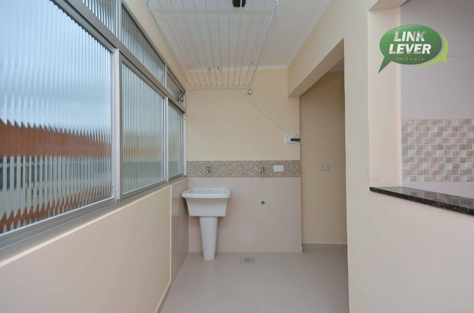 Apartamento para alugar com 3 quartos, 95m² - Foto 30