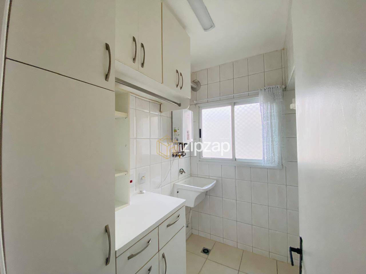 Apartamento para alugar com 3 quartos, 81m² - Foto 13