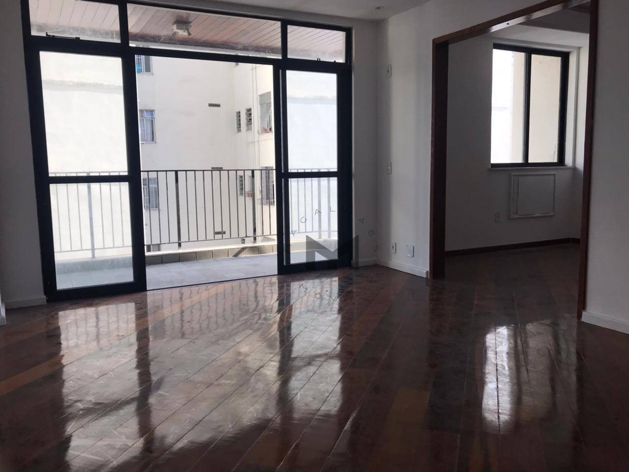 Apartamento à venda com 3 quartos, 130m² - Foto 6