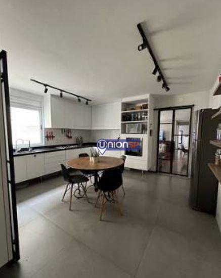 Apartamento à venda com 2 quartos, 105m² - Foto 10