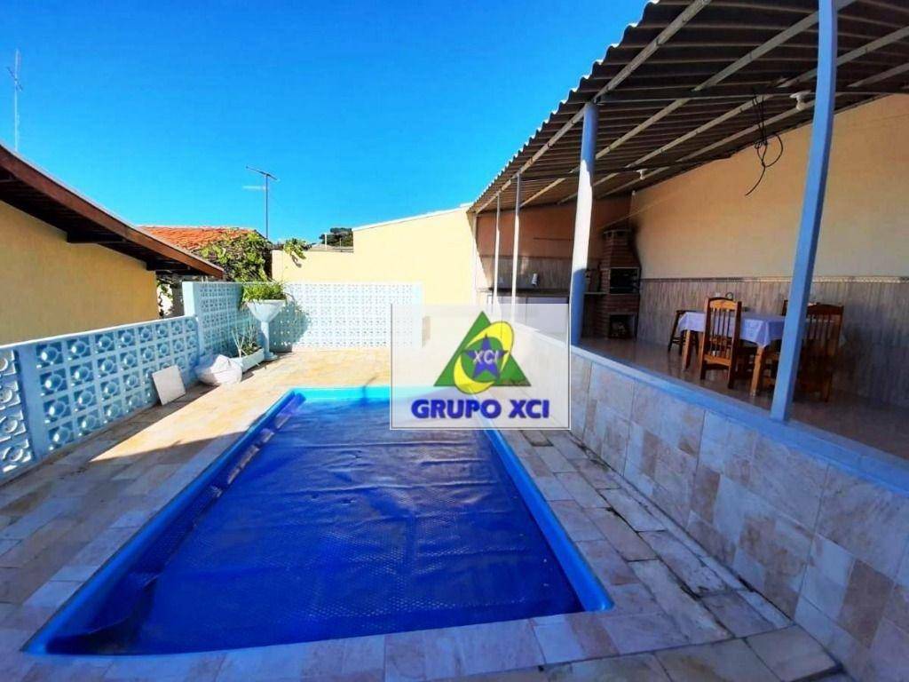 Casa, 3 quartos, 232 m² - Foto 4