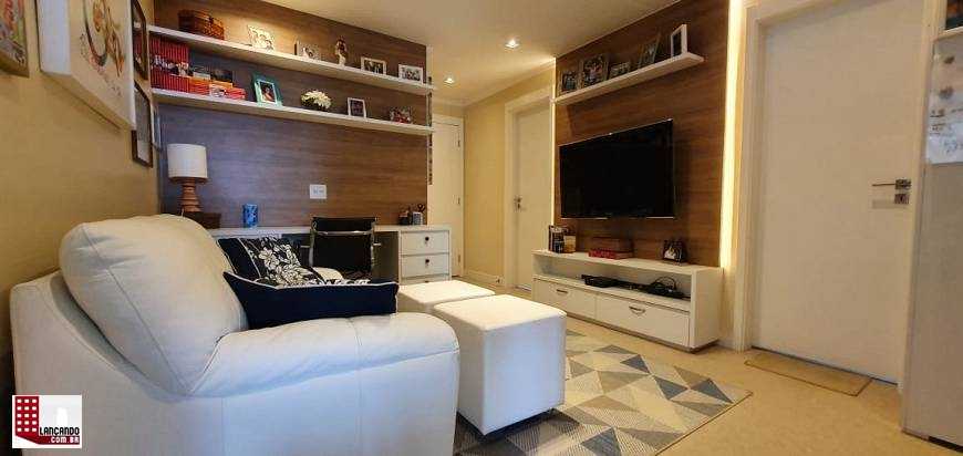 Apartamento à venda com 4 quartos, 225m² - Foto 5