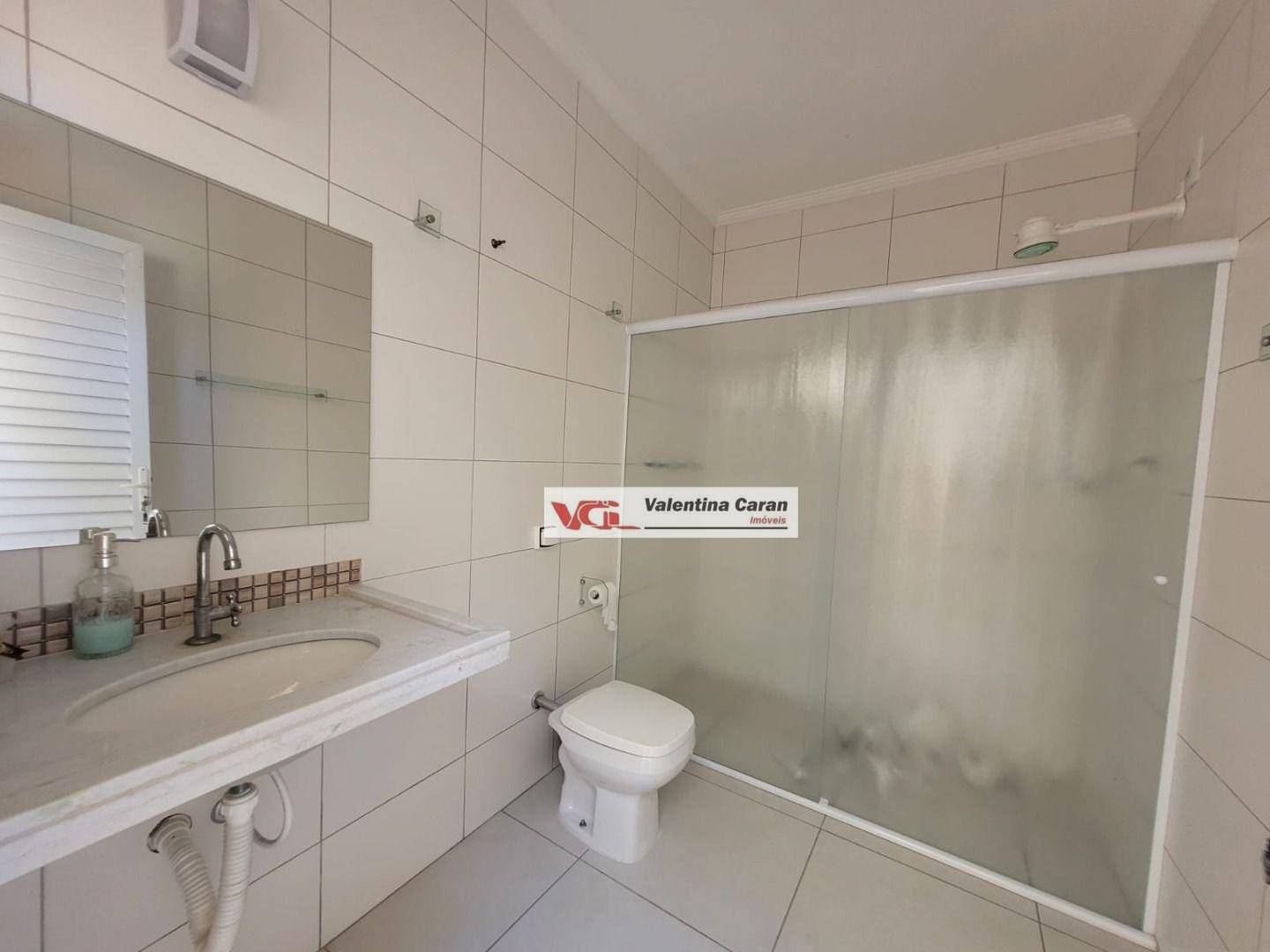 Chácara à venda com 3 quartos, 271m² - Foto 11