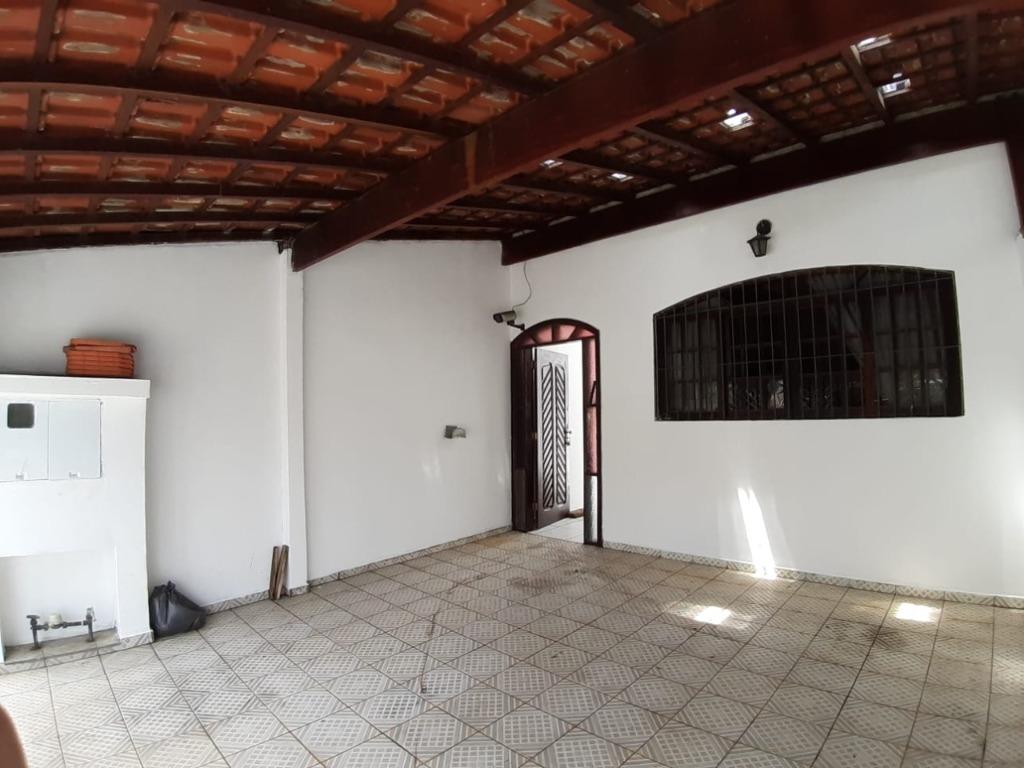 Casa à venda com 2 quartos, 110m² - Foto 3