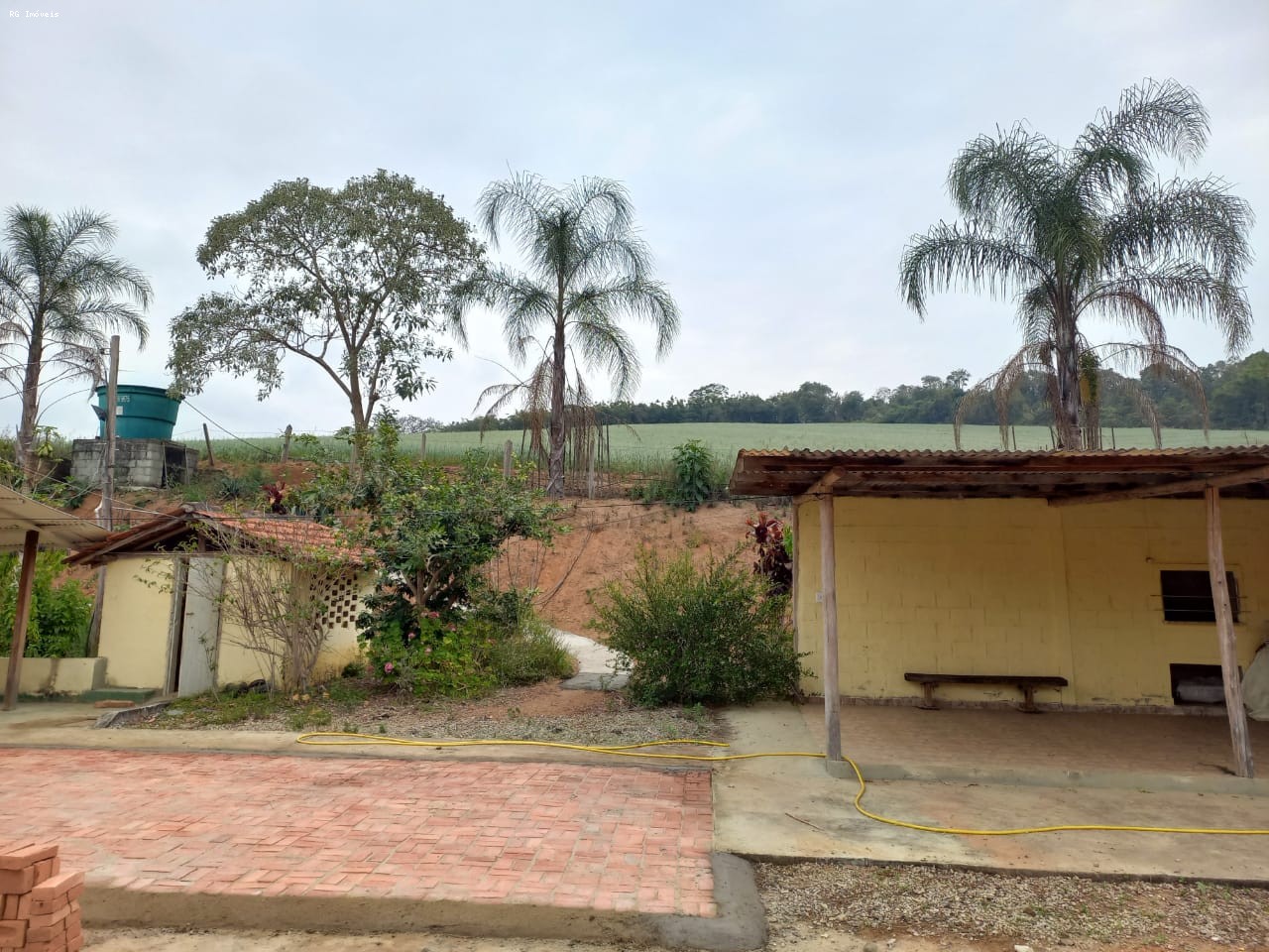 Sítio à venda com 2 quartos, 726000m² - Foto 2