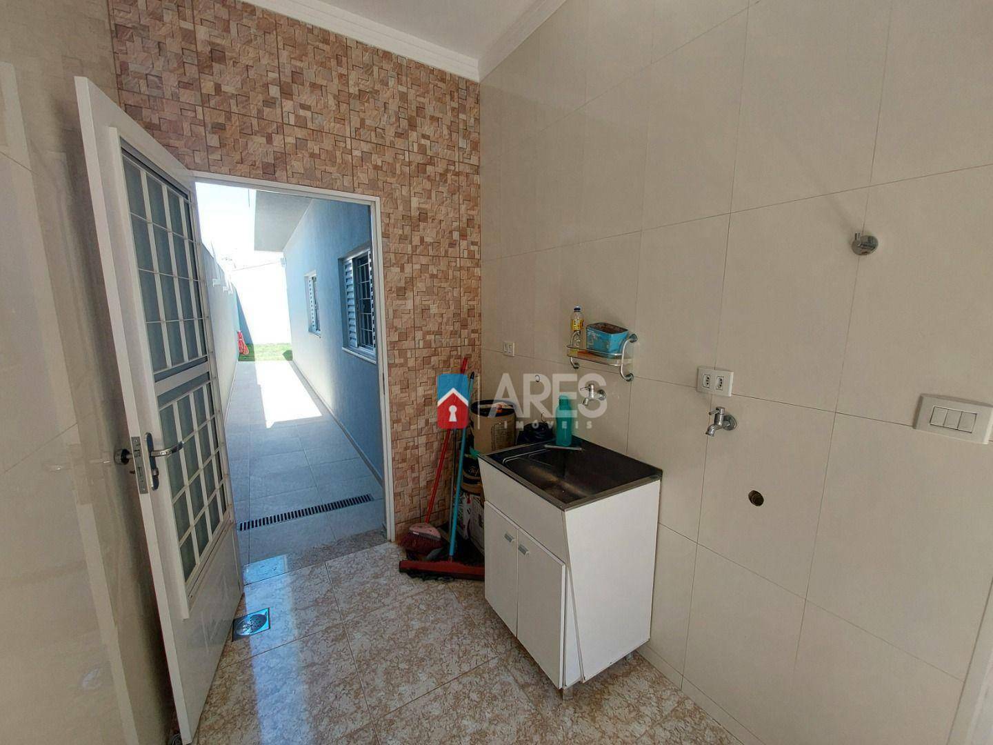 Casa à venda com 3 quartos, 160m² - Foto 10