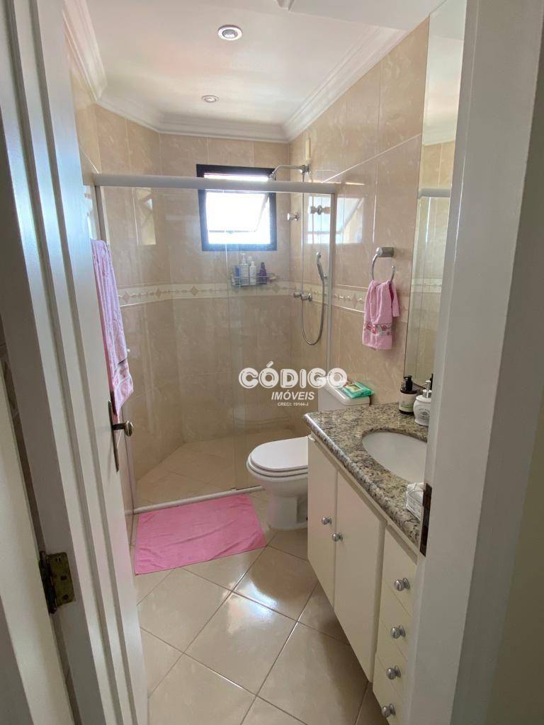 Apartamento à venda com 3 quartos, 144m² - Foto 21