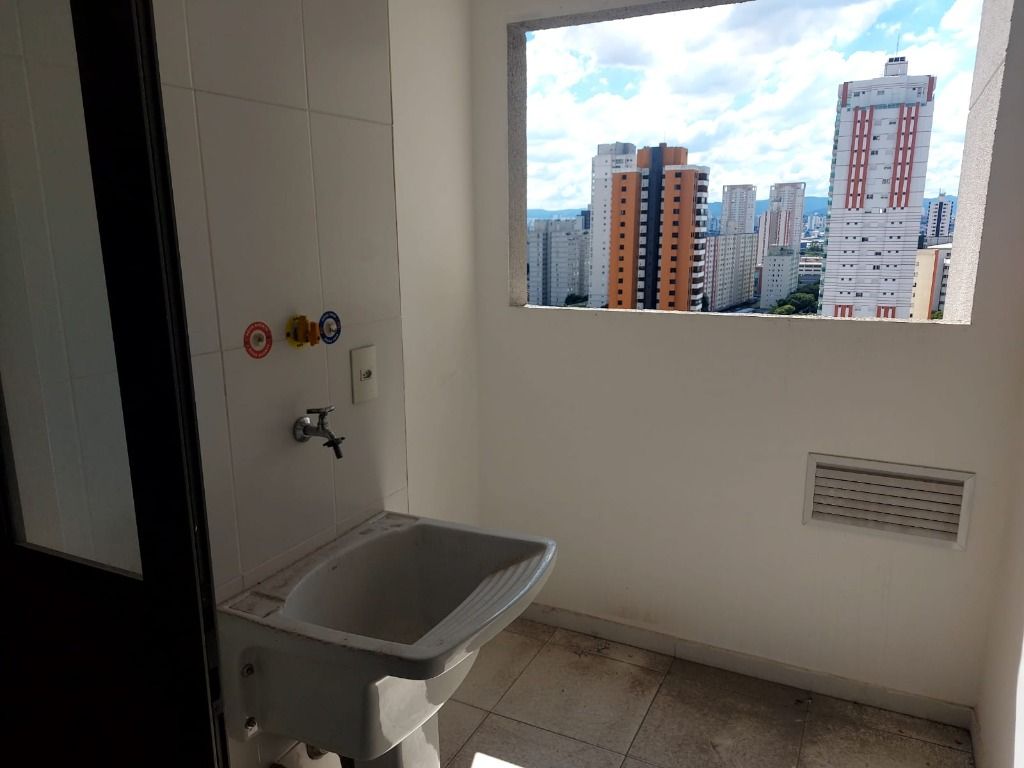 Apartamento à venda com 3 quartos, 81m² - Foto 16