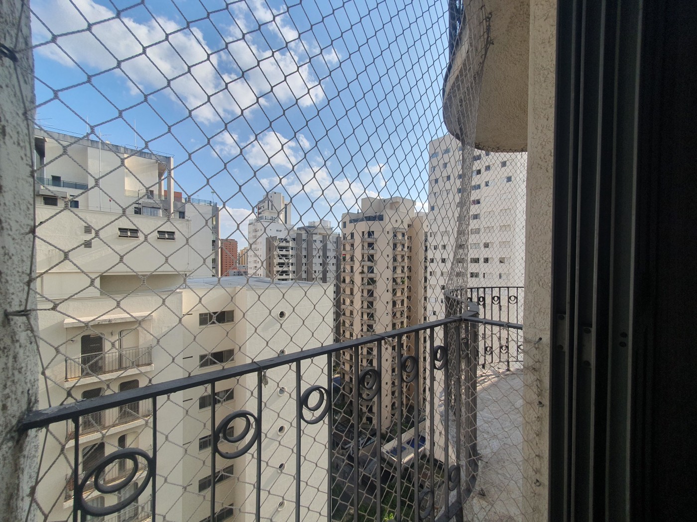 Apartamento para alugar com 3 quartos, 110m² - Foto 35
