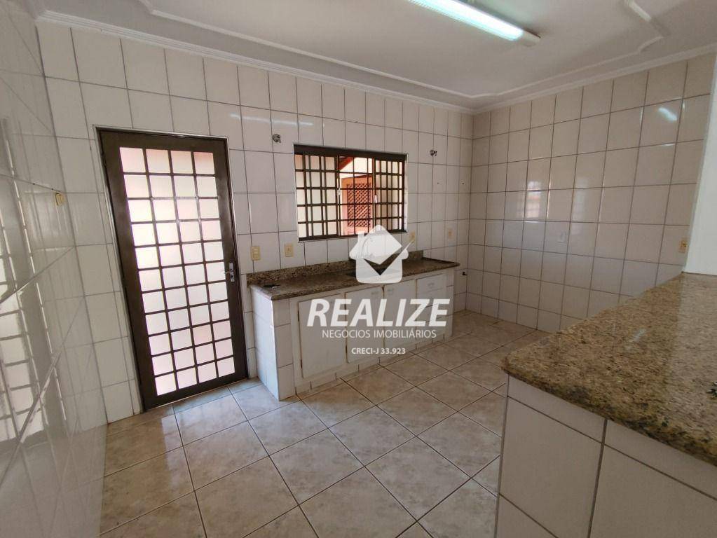 Casa à venda com 3 quartos, 144m² - Foto 10